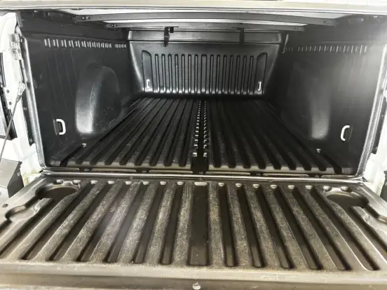 VOLKSWAGEN-SAVEIRO-2024