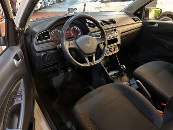 VOLKSWAGEN-SAVEIRO-2024