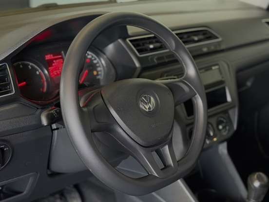 VOLKSWAGEN-SAVEIRO-2023