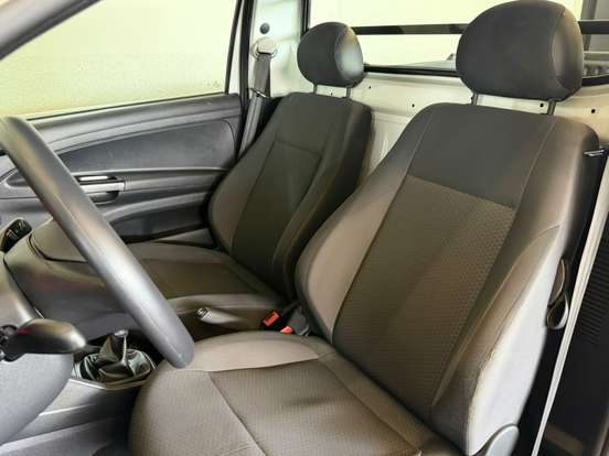 VOLKSWAGEN-SAVEIRO-1.6 MSI ROBUST CS 8V FLEX 2P MANUAL VOLKSWAGEN-SAVEIRO-2023