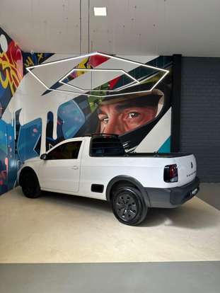 VOLKSWAGEN-SAVEIRO-2023