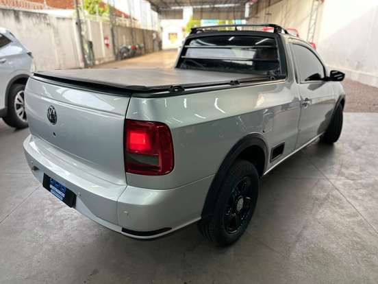 VOLKSWAGEN-SAVEIRO-2016