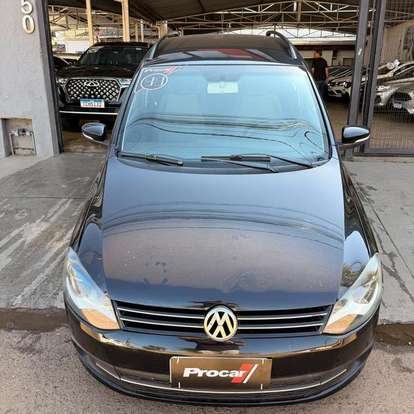 VOLKSWAGEN-SPACEFOX-2010
