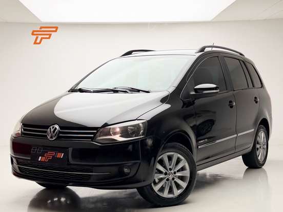 VOLKSWAGEN-SPACEFOX-2011