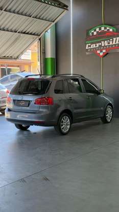 VOLKSWAGEN-SPACEFOX-2013