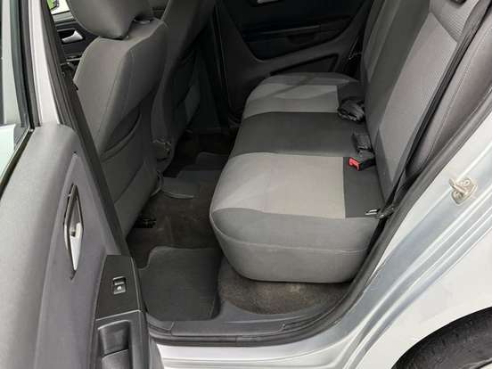 VOLKSWAGEN-SPACEFOX-1.6 MI TREND 8V FLEX 4P MANUAL VOLKSWAGEN-SPACEFOX-2011