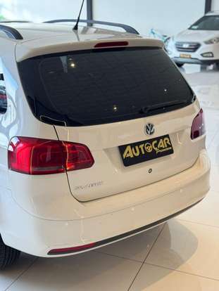 VOLKSWAGEN-SPACEFOX-2010