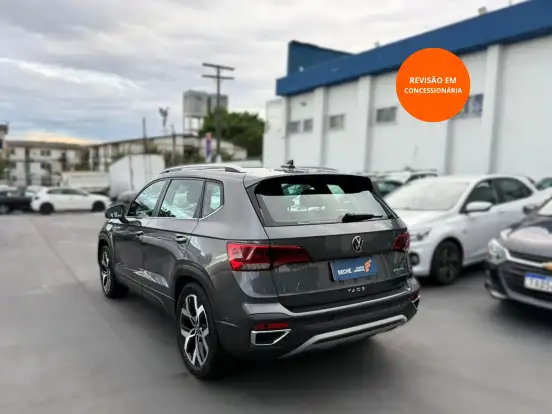 VOLKSWAGEN-TAOS-2024