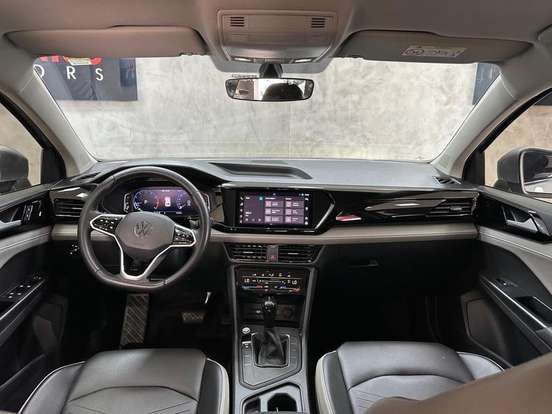 VOLKSWAGEN-TAOS-2024