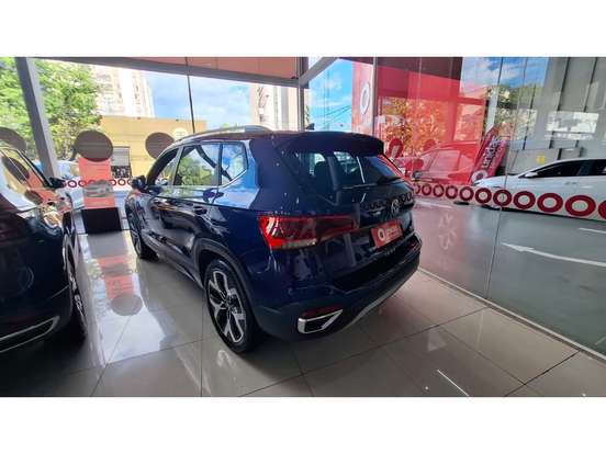 VOLKSWAGEN-TAOS-2024