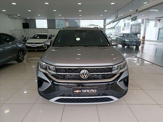 VOLKSWAGEN-TAOS-2021