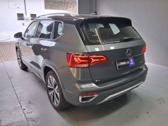 VOLKSWAGEN-TAOS-1.4 250 TSI TOTAL FLEX HIGHLINE AUTOMÁTICO VOLKSWAGEN-TAOS-2023