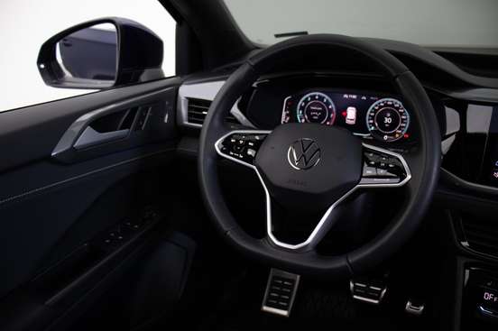 VOLKSWAGEN-TAOS-2024