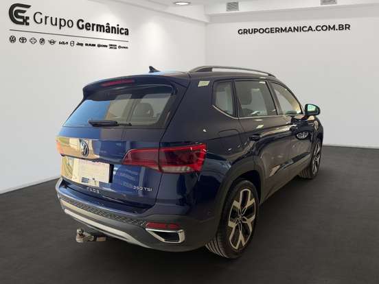 VOLKSWAGEN-TAOS-2024