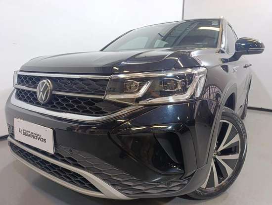 VOLKSWAGEN-TAOS-2022