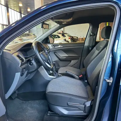 VOLKSWAGEN-T-CROSS-2025