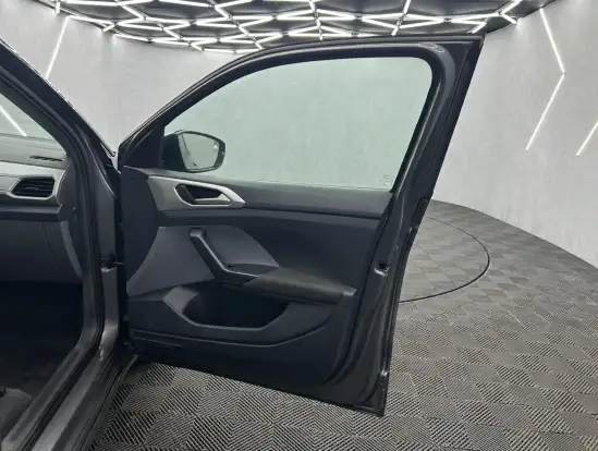 VOLKSWAGEN-T-CROSS-1.0 200 TSI TOTAL FLEX AUTOMÁTICO VOLKSWAGEN-T-CROSS-2024
