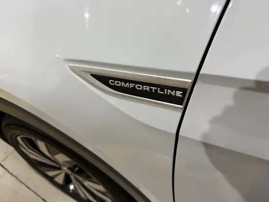 VOLKSWAGEN-T-CROSS-2021