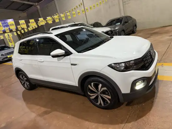 VOLKSWAGEN-T-CROSS-1.0 200 TSI TOTAL FLEX COMFORTLINE AUTOMÁTICO VOLKSWAGEN-T-CROSS-2021
