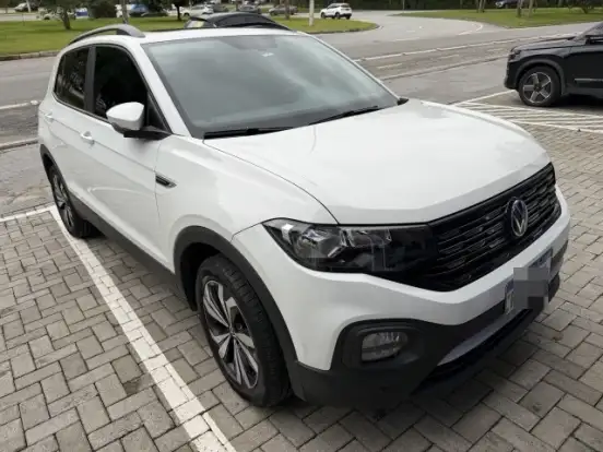 VOLKSWAGEN-T-CROSS-2023