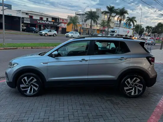 VOLKSWAGEN-T-CROSS-1.0 200 TSI TOTAL FLEX COMFORTLINE AUTOMÁTICO VOLKSWAGEN-T-CROSS-2024