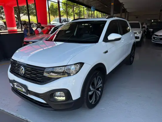 VOLKSWAGEN-T-CROSS-2021