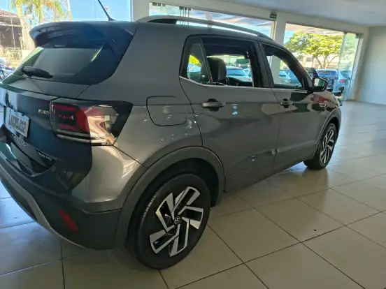 VOLKSWAGEN-T-CROSS-2024