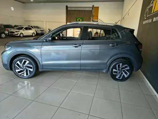 VOLKSWAGEN-T-CROSS-2024