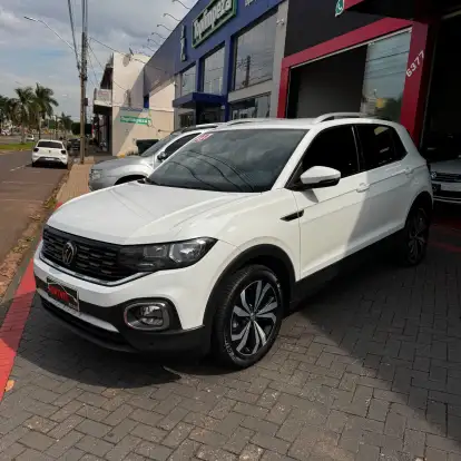 VOLKSWAGEN-T-CROSS-2020