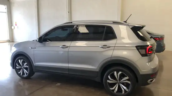 VOLKSWAGEN-T-CROSS-1.4 250 TSI TOTAL FLEX HIGHLINE AUTOMÁTICO VOLKSWAGEN-T-CROSS-2024