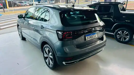 VOLKSWAGEN-T-CROSS-2022