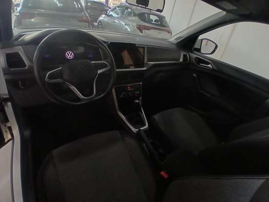 VOLKSWAGEN-T-CROSS-2025