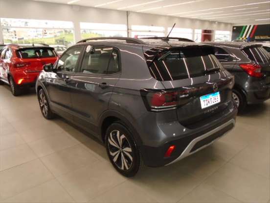VOLKSWAGEN-T-CROSS-2024