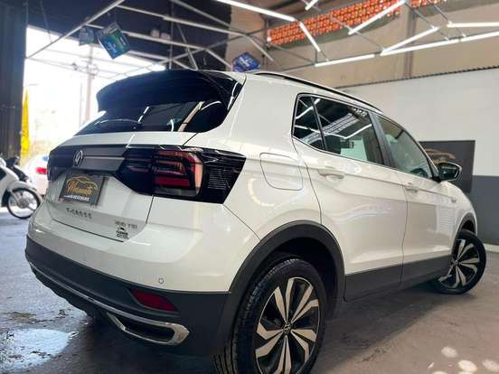 VOLKSWAGEN-T-CROSS-1.0 200 TSI TOTAL FLEX AUTOMÁTICO VOLKSWAGEN-T-CROSS-2023