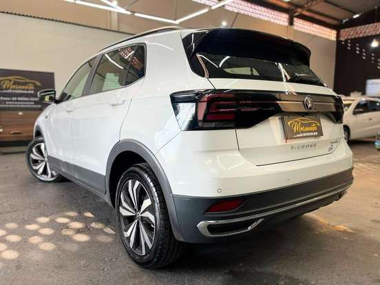 VOLKSWAGEN-T-CROSS-1.0 200 TSI TOTAL FLEX AUTOMÁTICO VOLKSWAGEN-T-CROSS-2023