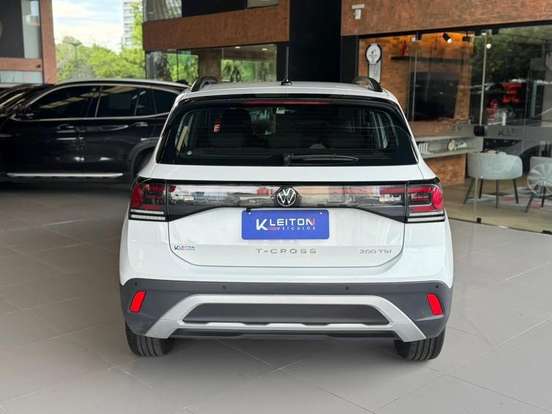 VOLKSWAGEN-T-CROSS-2024