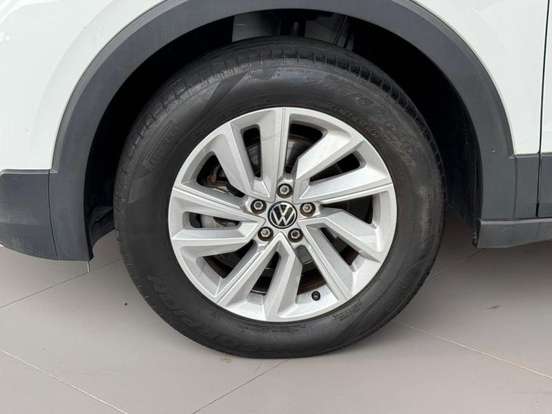 VOLKSWAGEN-T-CROSS-1.0 200 TSI TOTAL FLEX AUTOMÁTICO VOLKSWAGEN-T-CROSS-2024