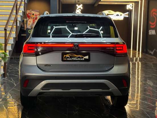 VOLKSWAGEN-T-CROSS-2024