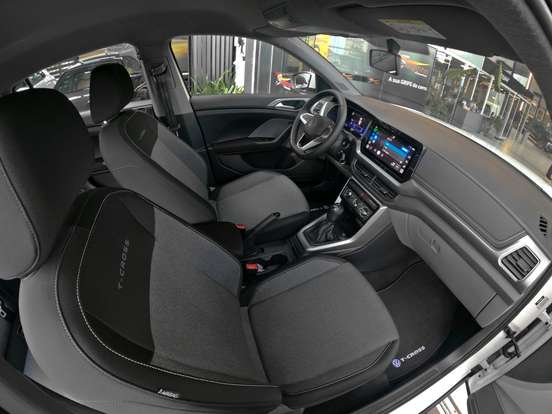 VOLKSWAGEN-T-CROSS-2025