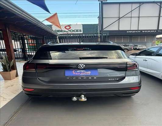 VOLKSWAGEN-T-CROSS-2020