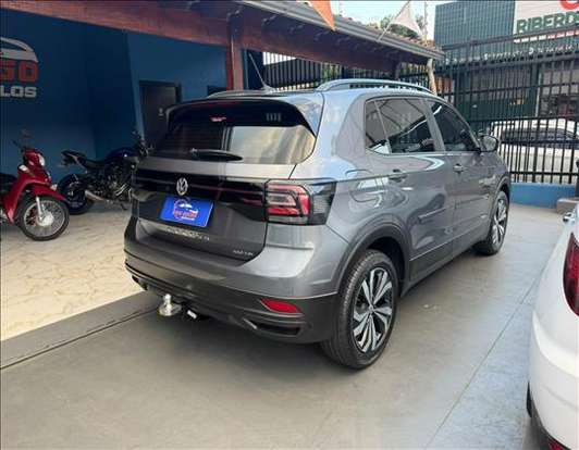 VOLKSWAGEN-T-CROSS-2020