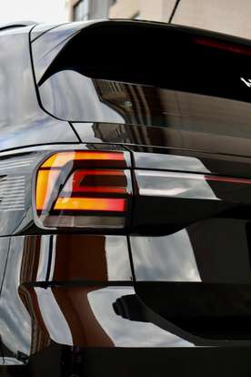 VOLKSWAGEN-T-CROSS-2024