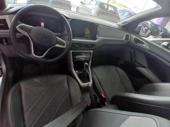 VOLKSWAGEN-T-CROSS-1.0 200 TSI TOTAL FLEX COMFORTLINE AUTOMÁTICO VOLKSWAGEN-T-CROSS-2025