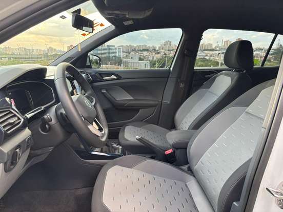 VOLKSWAGEN-T-CROSS-1.0 200 TSI TOTAL FLEX COMFORTLINE AUTOMÁTICO VOLKSWAGEN-T-CROSS-2023