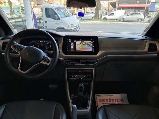 VOLKSWAGEN-T-CROSS-2025