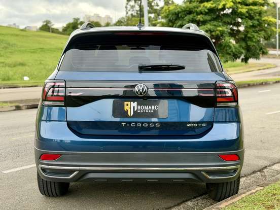 VOLKSWAGEN-T-CROSS-2022