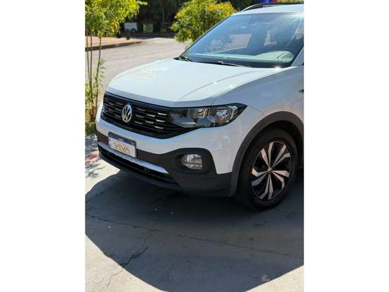 VOLKSWAGEN-T-CROSS-1.0 200 TSI TOTAL FLEX COMFORTLINE AUTOMÁTICO VOLKSWAGEN-T-CROSS-2020