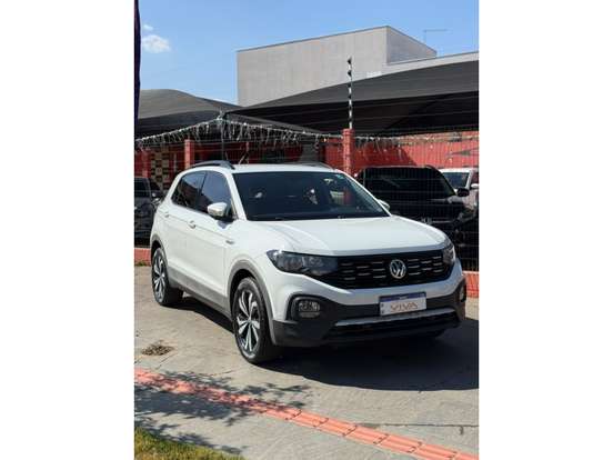 VOLKSWAGEN-T-CROSS-2020
