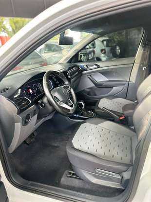VOLKSWAGEN-T-CROSS-2023