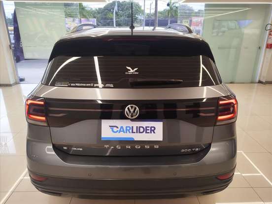 VOLKSWAGEN-T-CROSS-2019